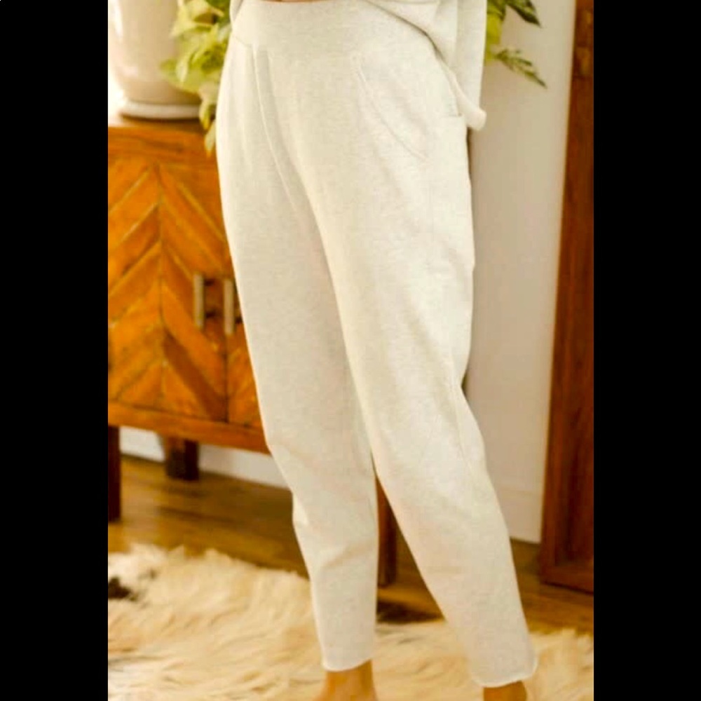 EUC Jackson Rowe burro pant in heather cream
